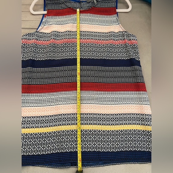 Top designed  by Vince Camuto. Soft silk like easy care fabric. Wear it,love it! - Picture 9 of 11